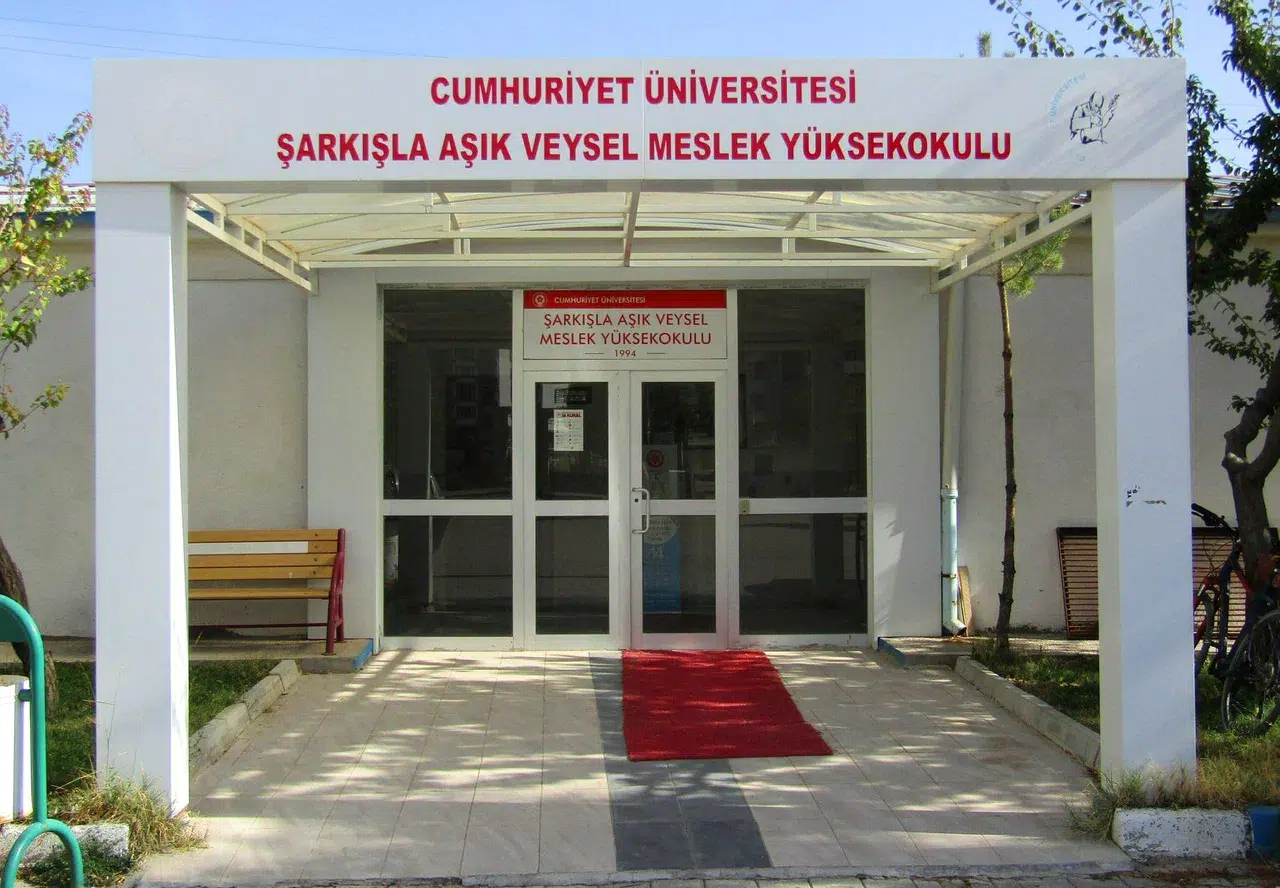 Şarkışla'da çocuklar geleneksel oyunlarla buluşuyor