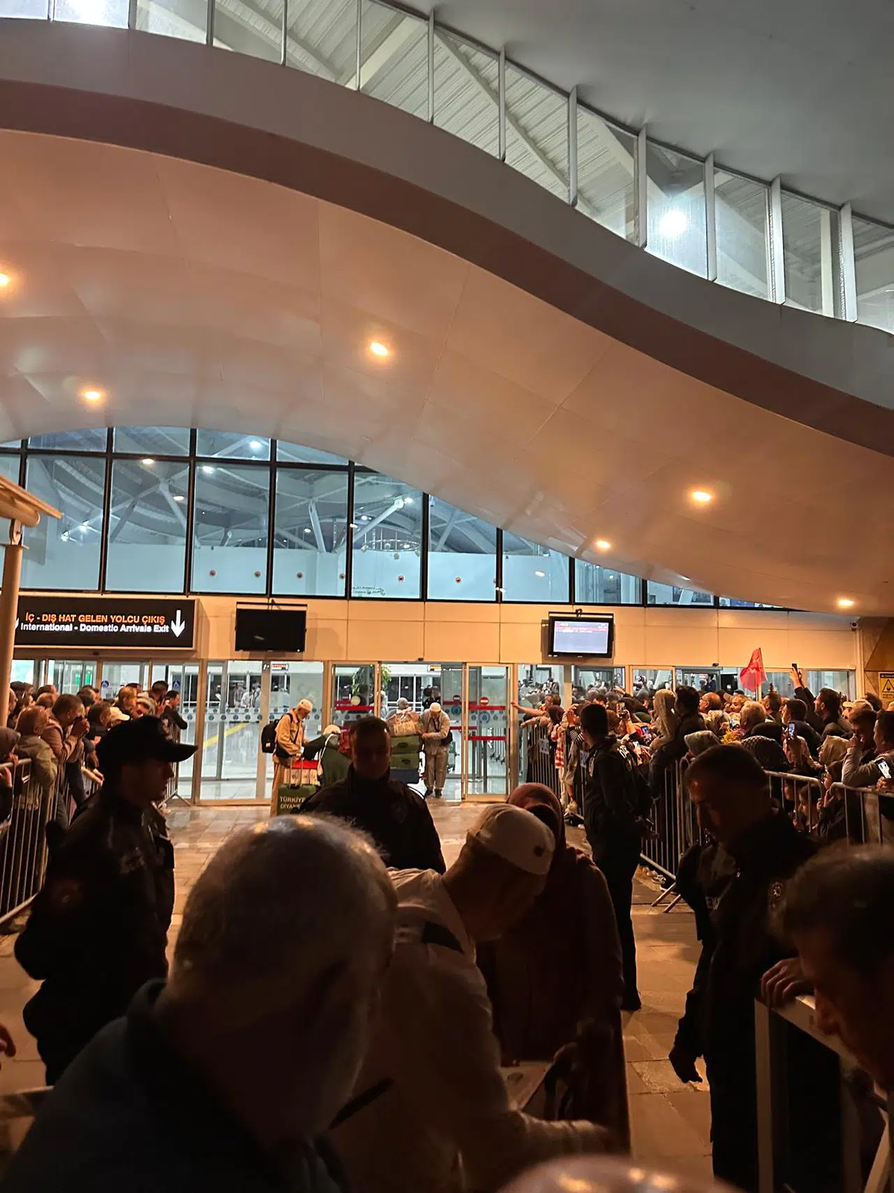 Sivas’ta gözyaşlarıyla karşılama o anlar herkesi duygulandırdı