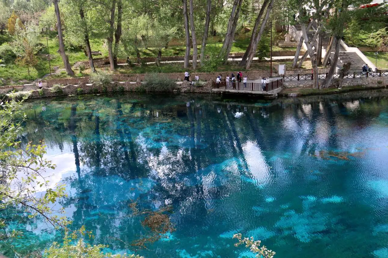 Doğal akvaryuma herkes akın ediyor