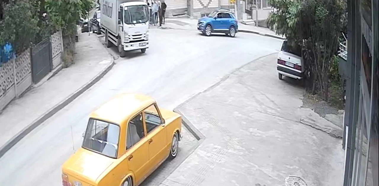 Bir Anda Oldu! Nefes Alamayan Çocuğu Böyle Kurtardı