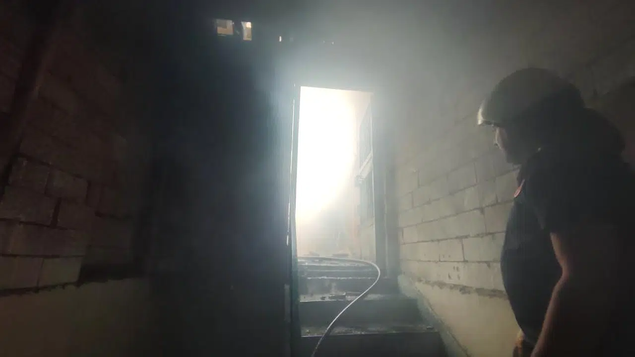 Gece Yarısı Korkutan Yangın! Mahalle Ayağa Kalktı