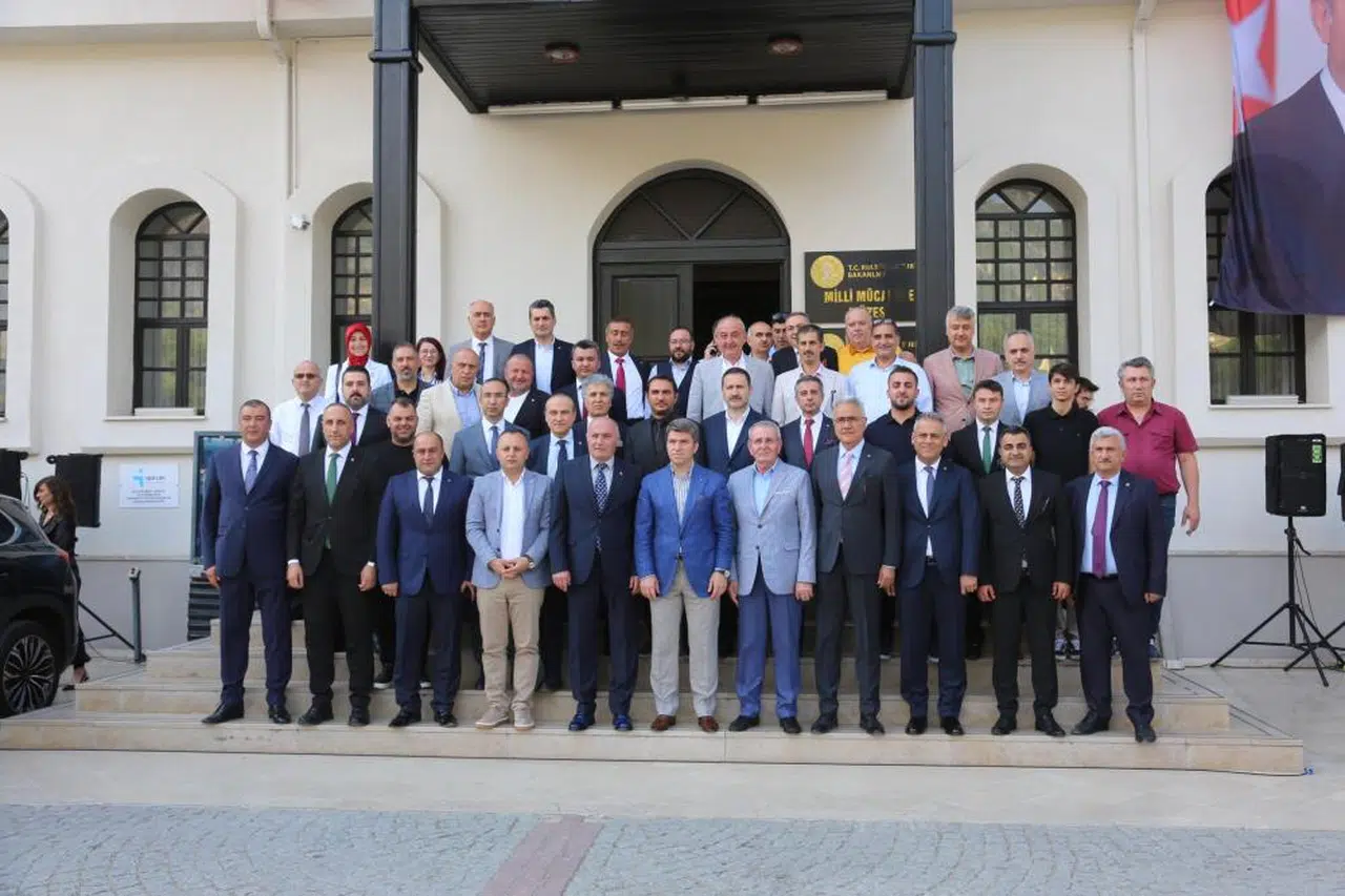 105 Yıl Sonra Aynı Ruhla Aynı Yerde!