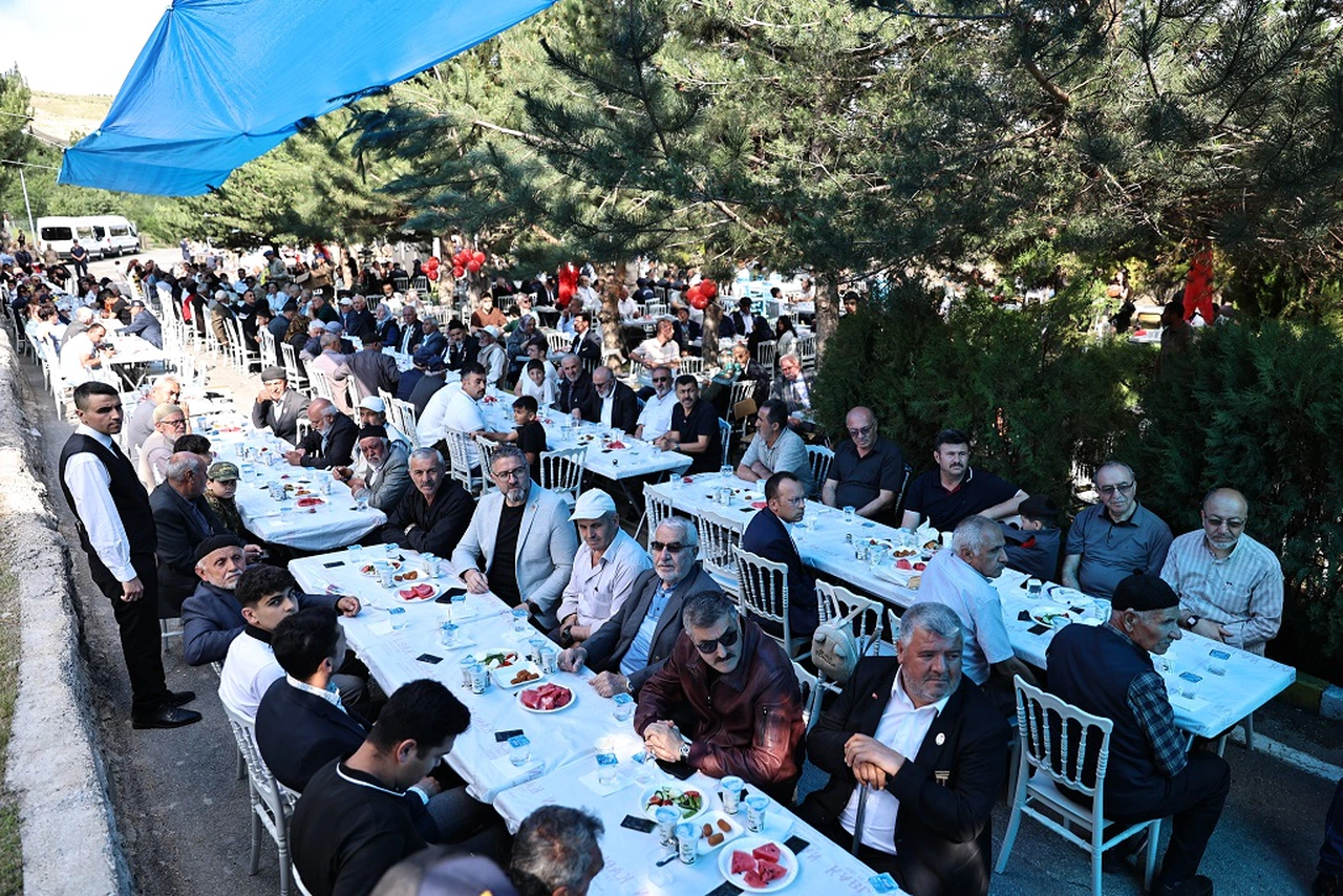 Jandarma'da Babalar Günü'nde anlamlı buluşma