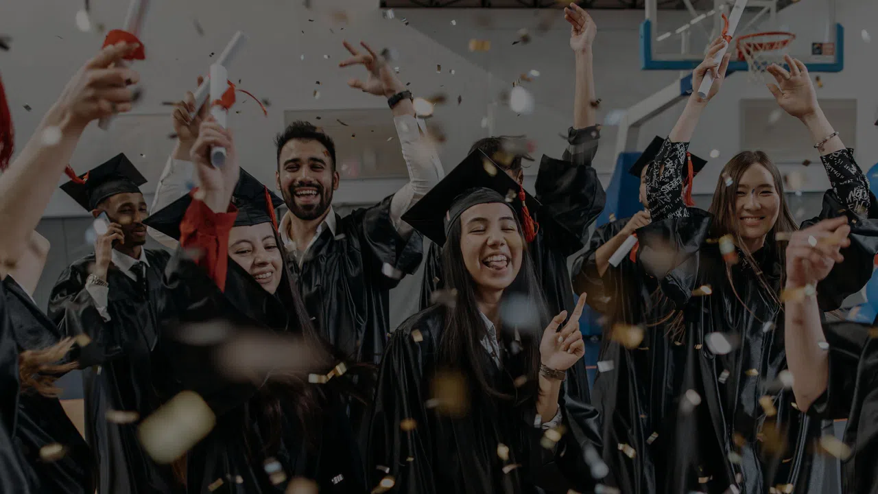 Sivas'ta Geri Sayım Başladı! O Bahçe Yüzlerce Gencin Hayatının Değişeceği Güne Hazırlanıyor