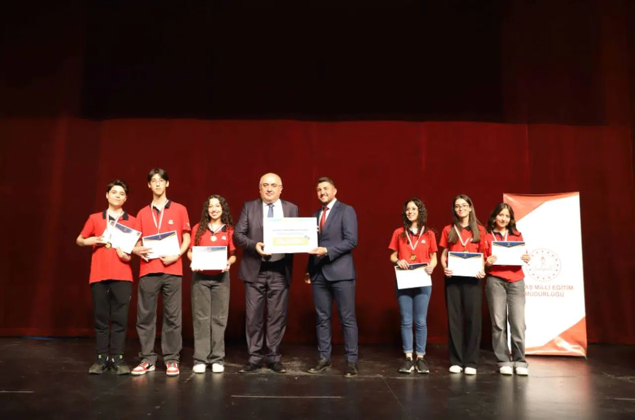 İyilik Elçileri Ödüllerini Filistin'e Bağışladılar