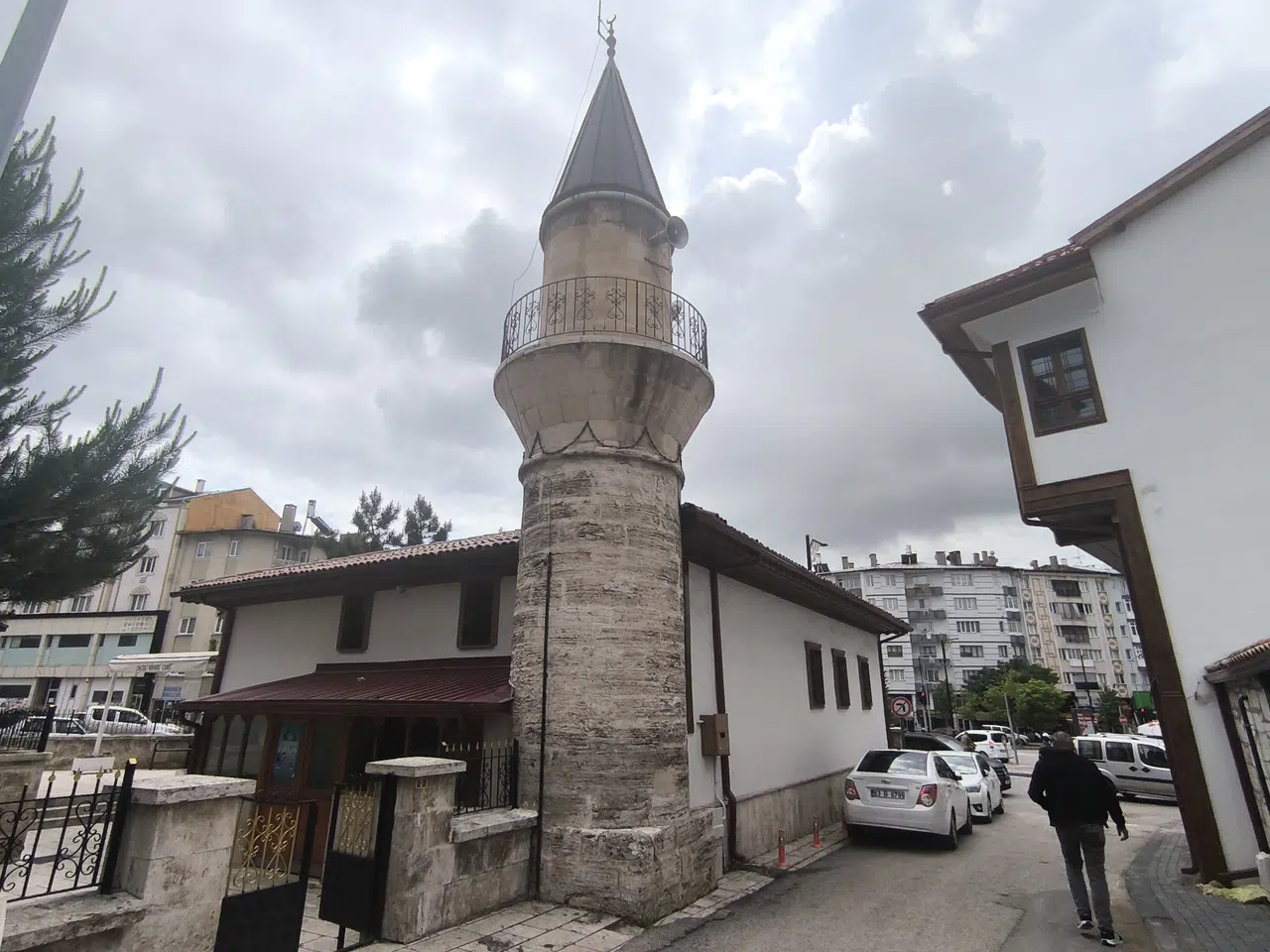 Zincirlerin Sırrı Sivas'a Yolunuz Düşerse Görmeniz Gereken Bir Eser