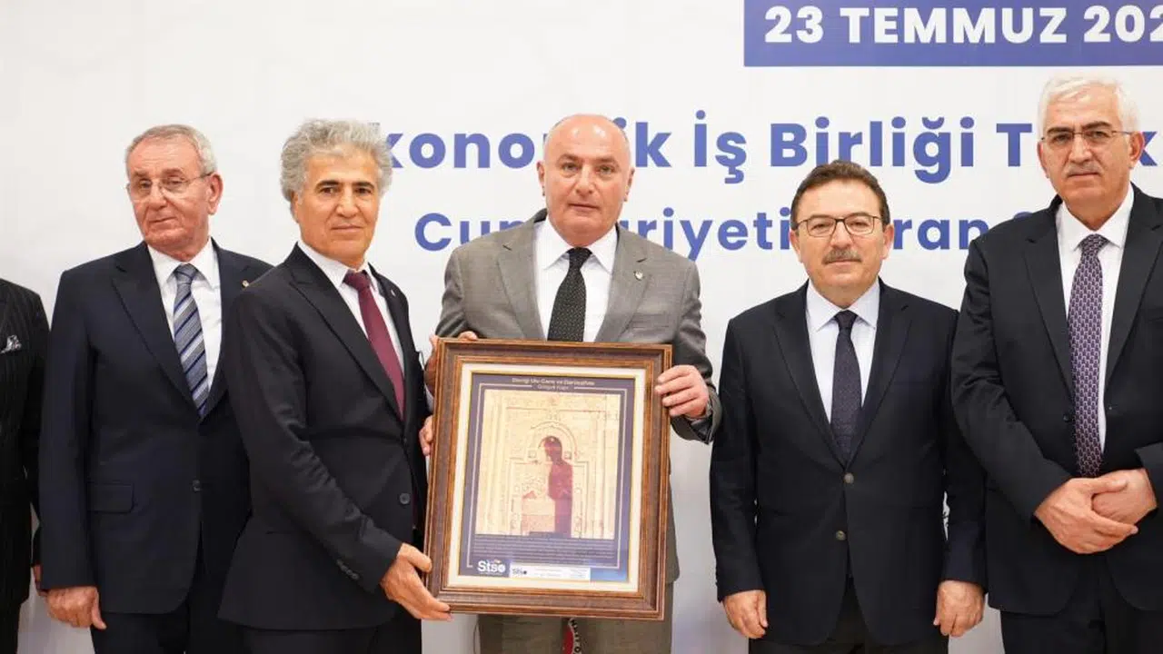 Sivas'ın da bulunduğu 'Cumhuriyeti Kuran Şehirler' Erzurum’da buluştu