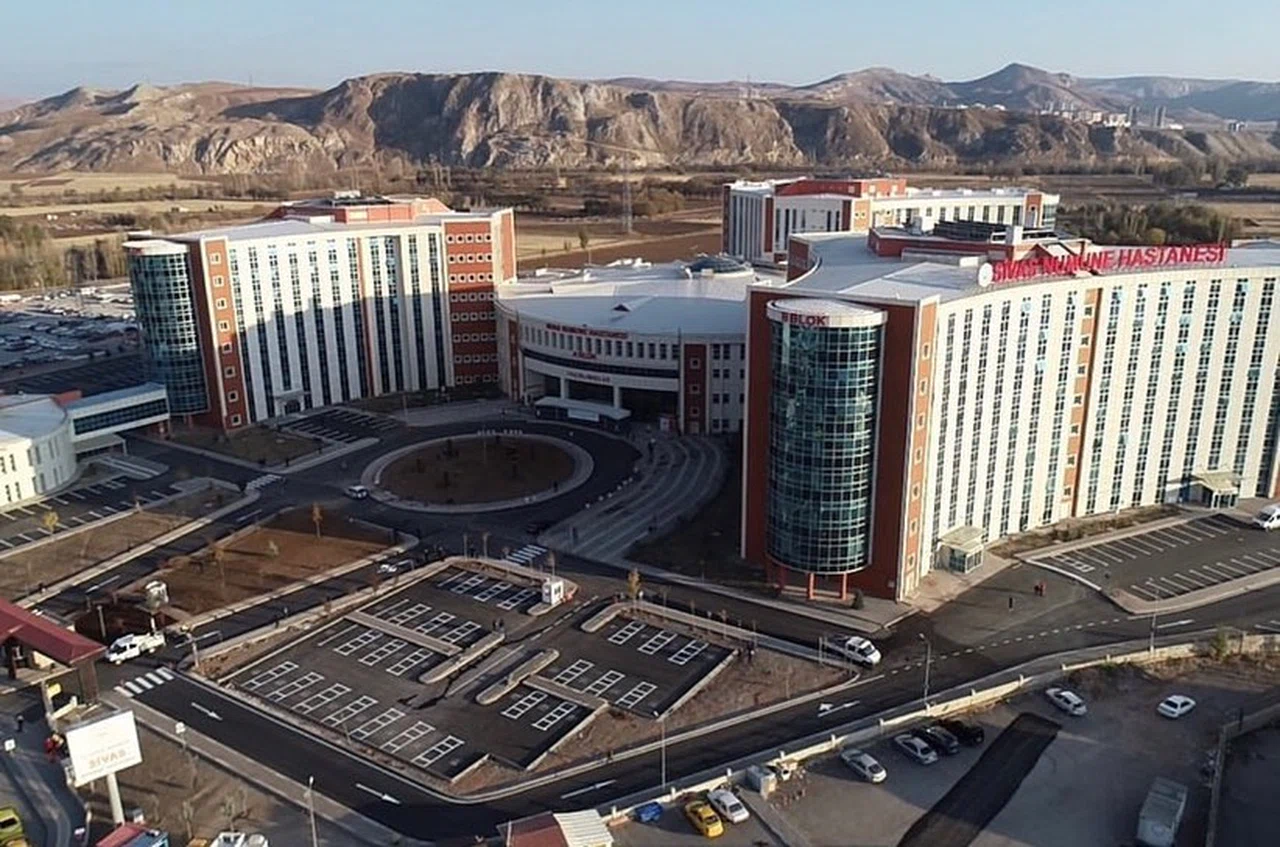 Sivas Numune Hastanesi'nde Alarmlar Çaldı!