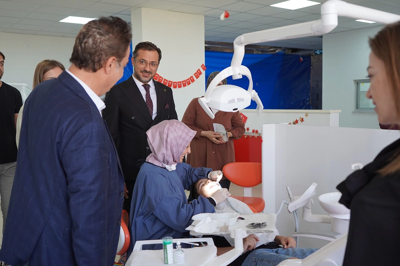 Sivas Rektörü'nden şehit yakınlarına hizmete önem