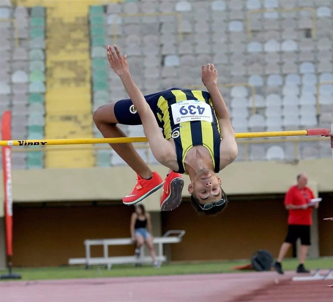 Sivaslı genç atlet Emir Yılmaz’dan büyük başarı