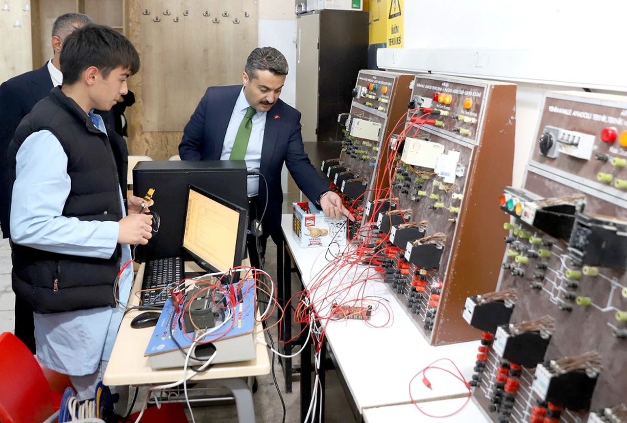 Sivas'ta eğitimde tercih meslek liseleri