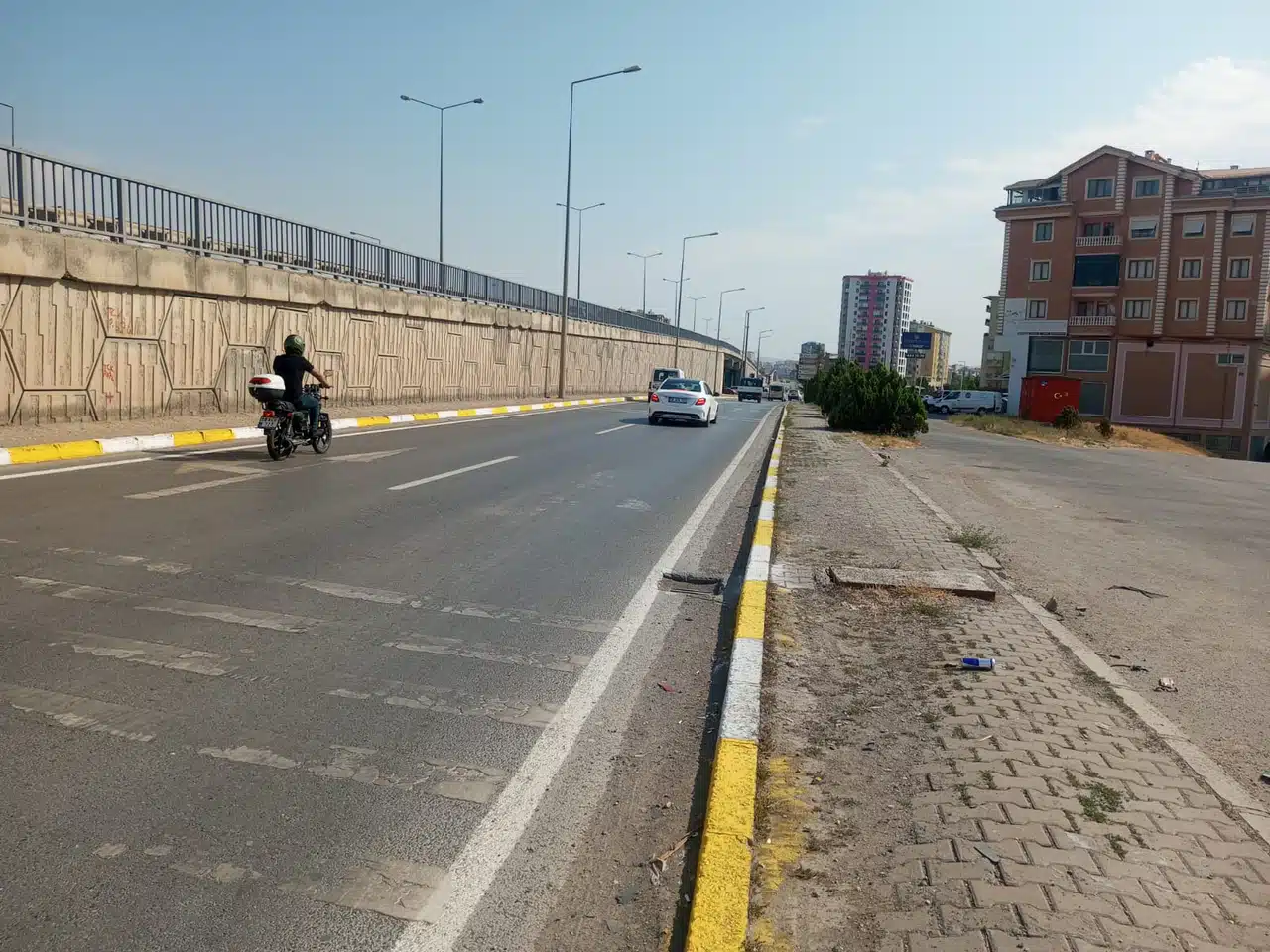 Sivas'ta Her Gün O Tehlikeyle Burun Burunalar!