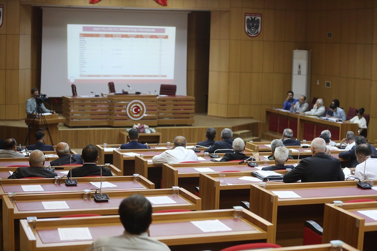 Sivas Parlamentosu'nda gündem yol ve ulaşım