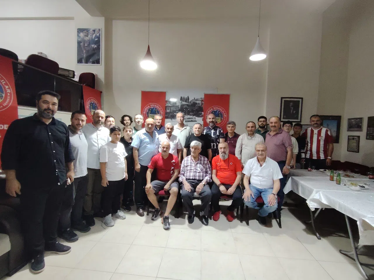 Bursa’da Sivaslıların Sivasi sohbetleri devam ediyor