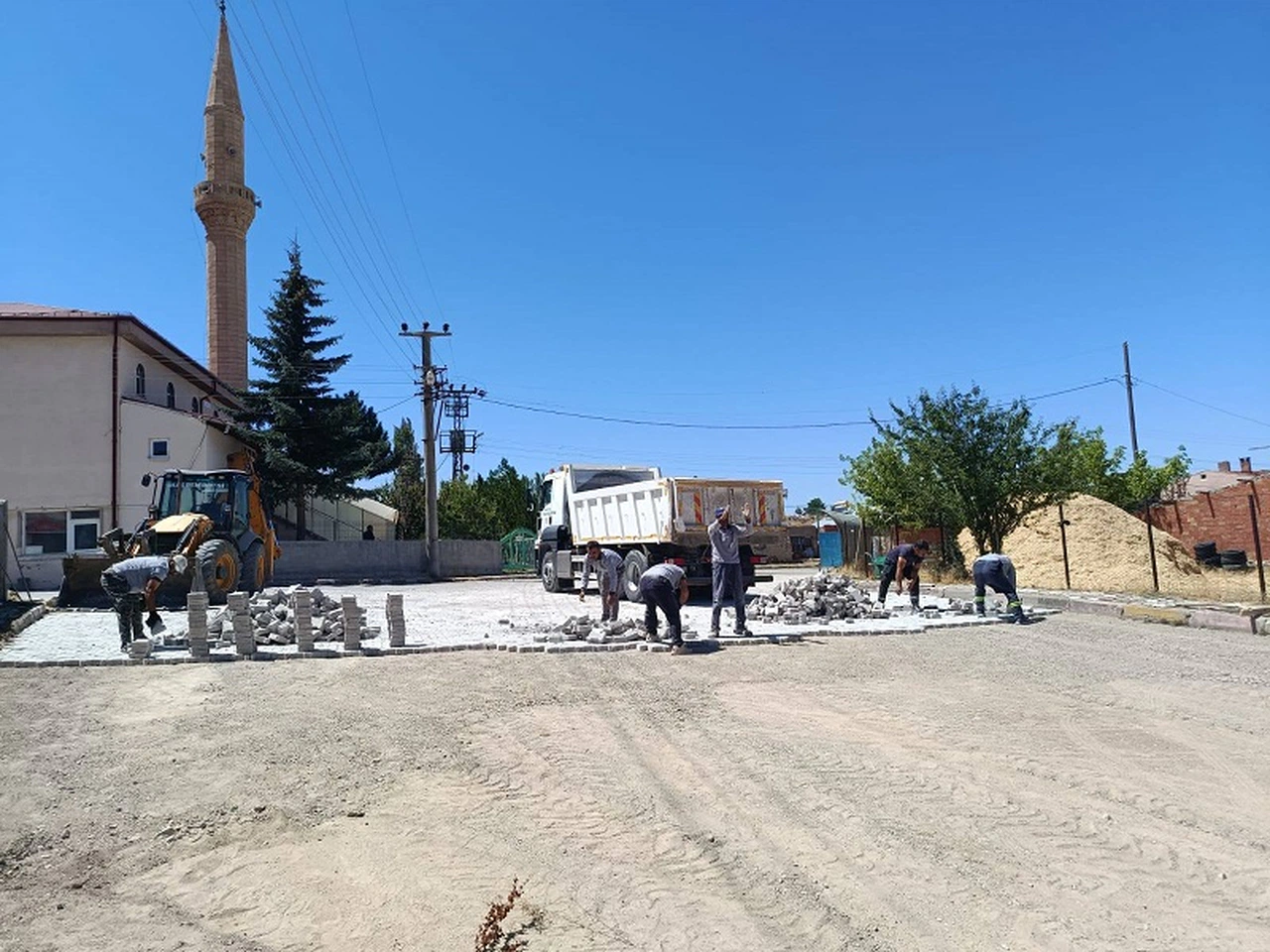 Ulaş kilit parkelerle donanıyor