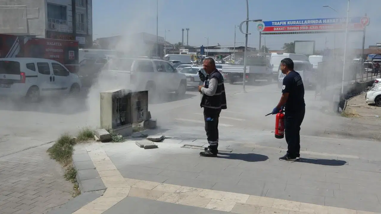 Kent merkezinde bir anda dumanlar yükseldi