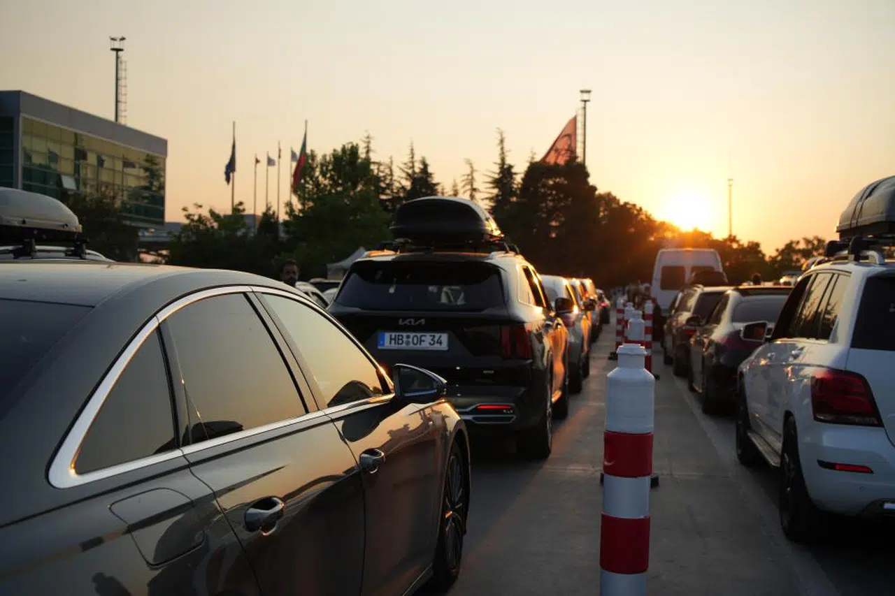 Irmağının Akışı ile Gelmişlerdi! Hüzün ve Gözyaşı ile Dönüyorlar!