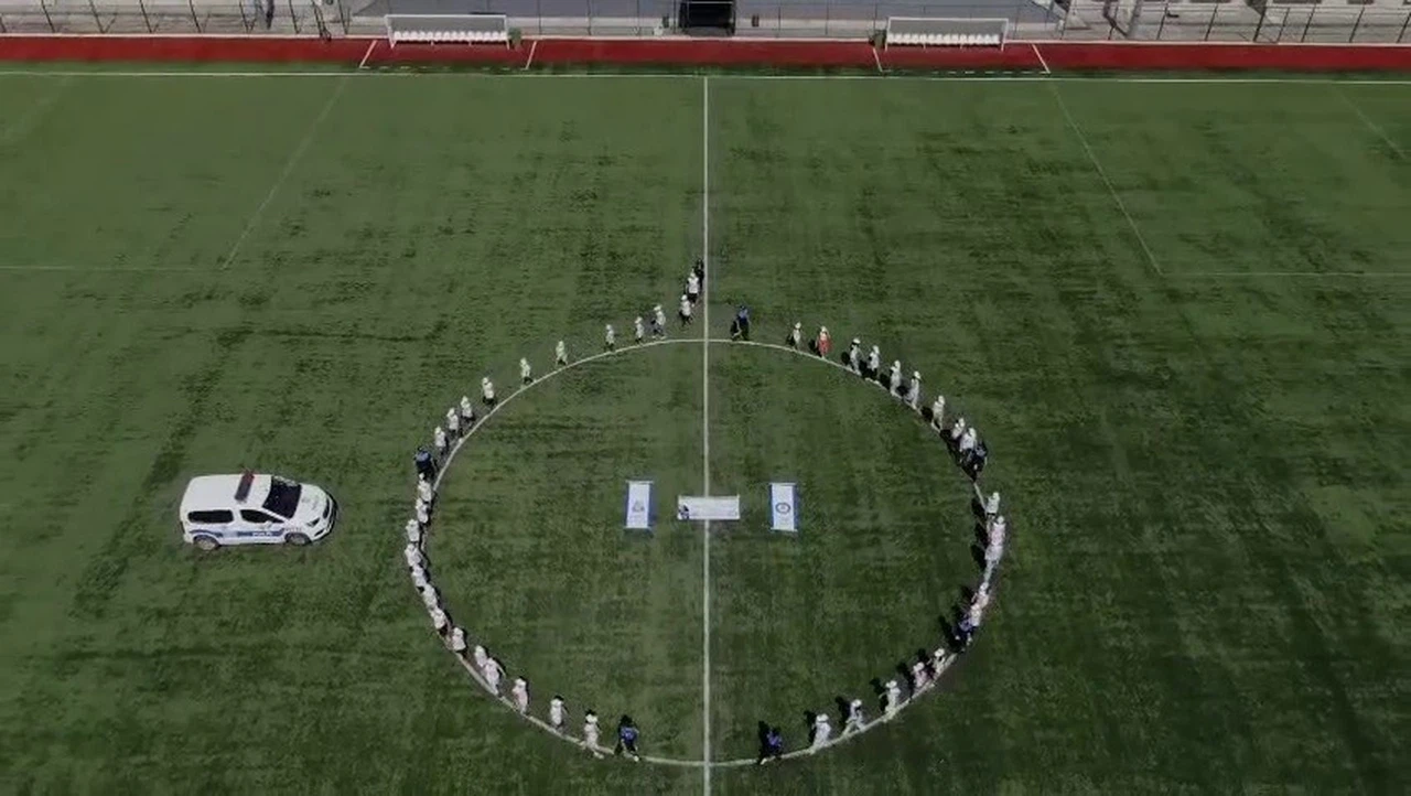 Sivas’ta gençlere ilham verecek sosyal sorumluluk çalışması