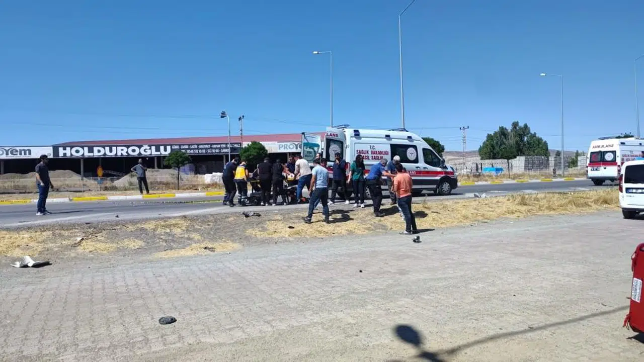 Sivas’ta Tır Kazası! Genç Sürücü Hayatını Kaybetti!