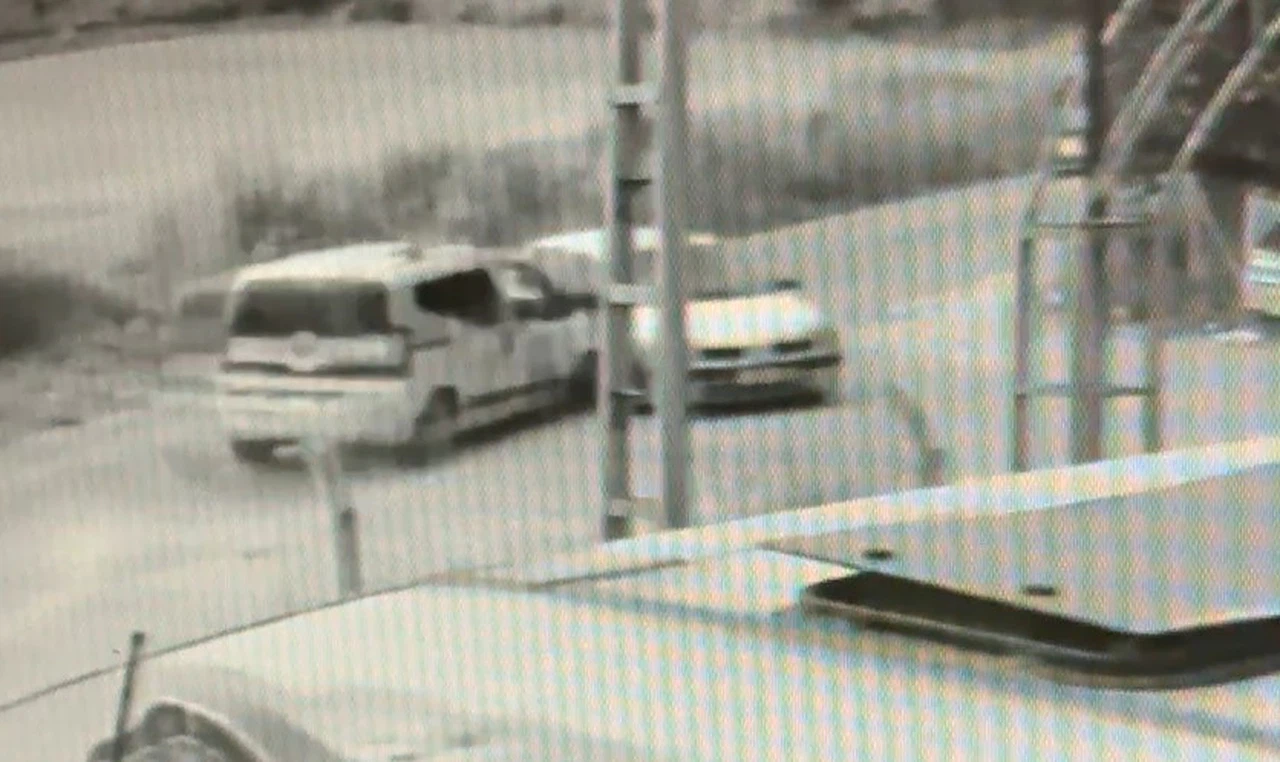 Trafik kazasında hamile kadın bebeğini kaybetti