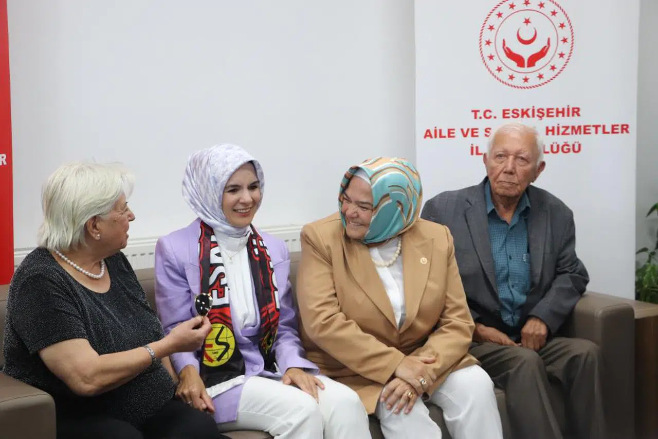 29 bin 615 yaşlı yatılı bakım hizmetinde