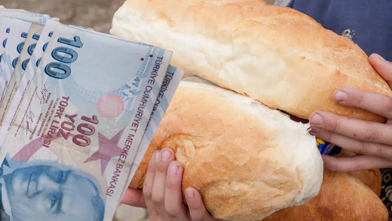 Ekmeğe Yeni Zam ! Vatandaş Cep Yakan Artışa Hazır Olsun