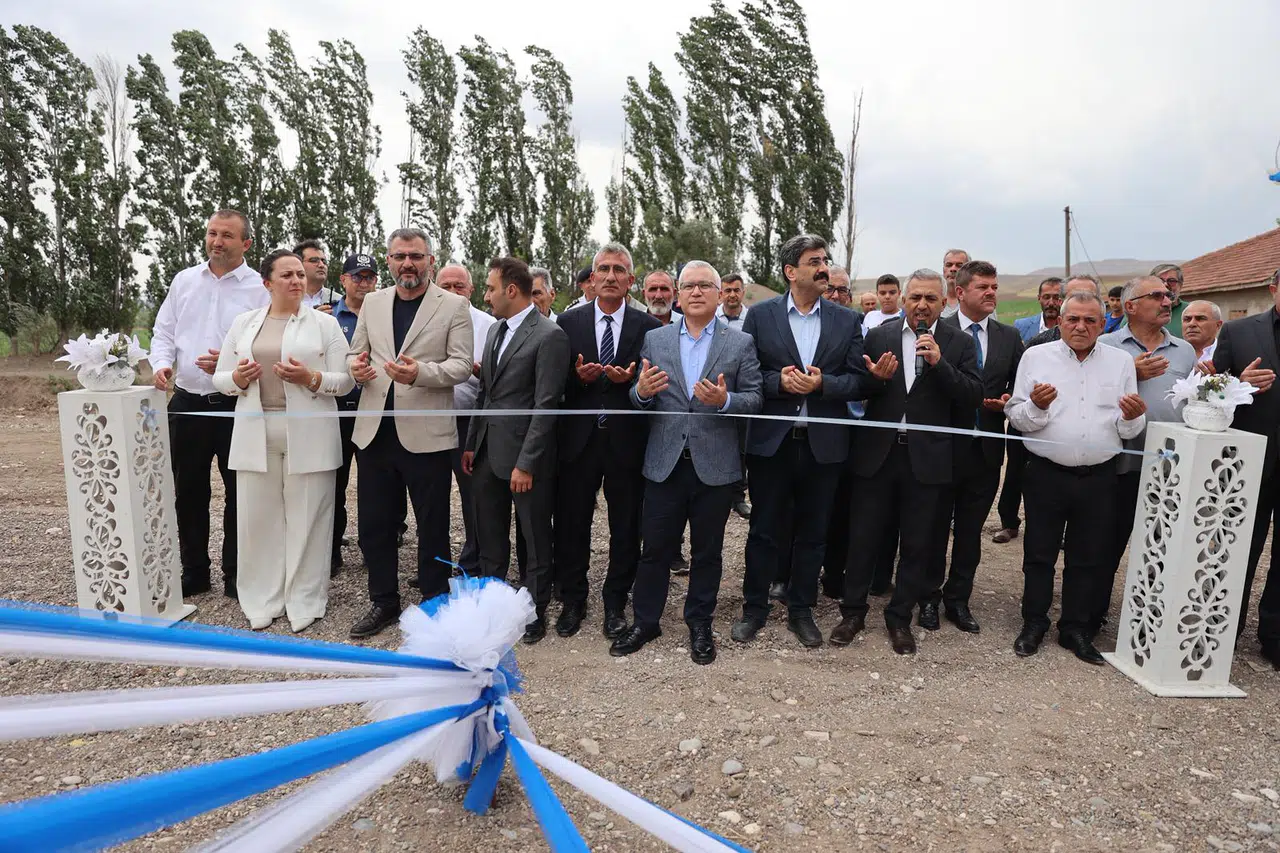 Gemerek’te Açılışı Yapılan İki Tesis İlçeye Can Katacak