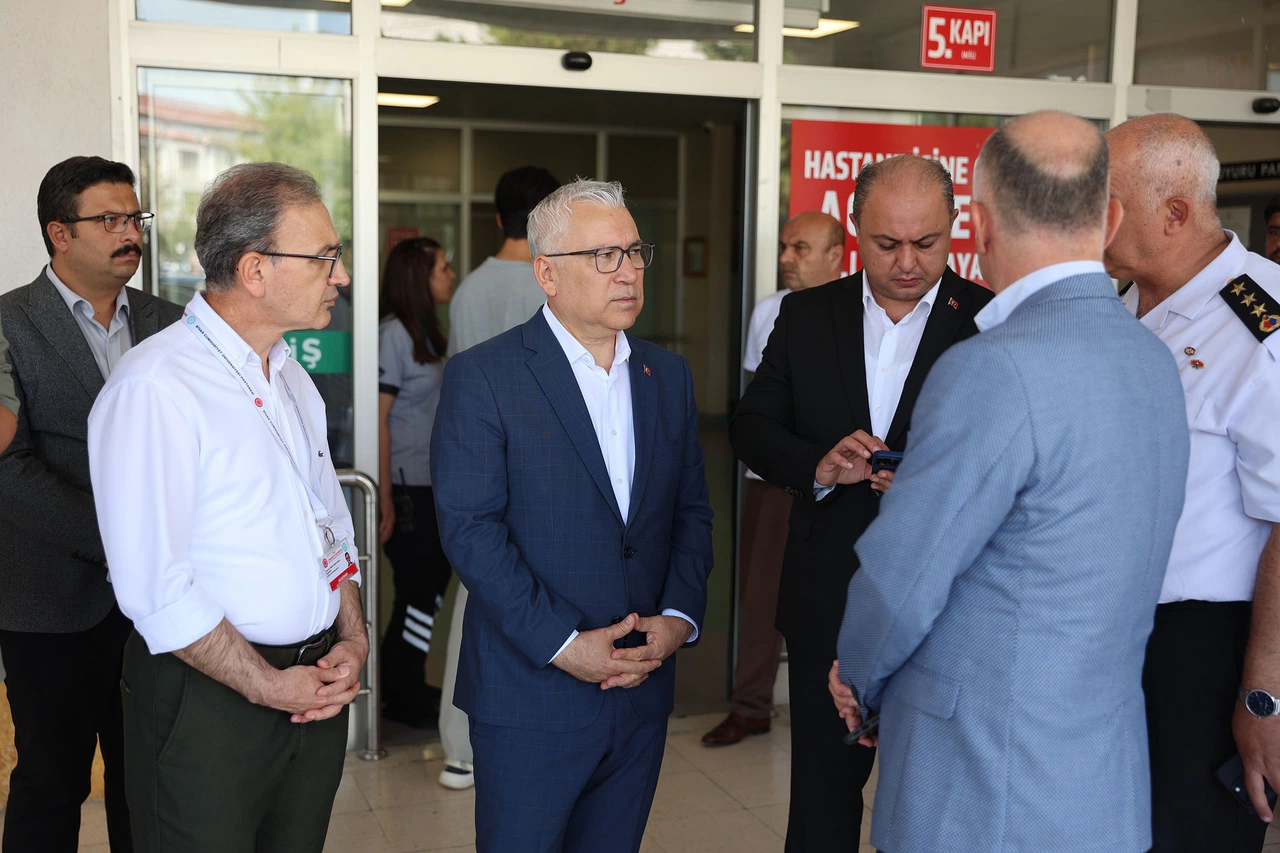 Sivas'ta Peş Peşe Gelen O Kaza Haberleri Yürekleri Dağladı!