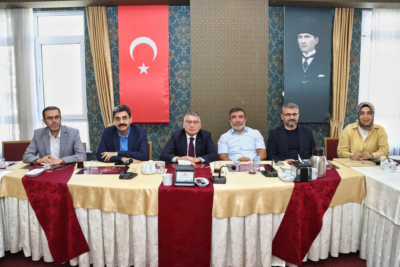 Güler’den kamu çalışanlarına mesaj