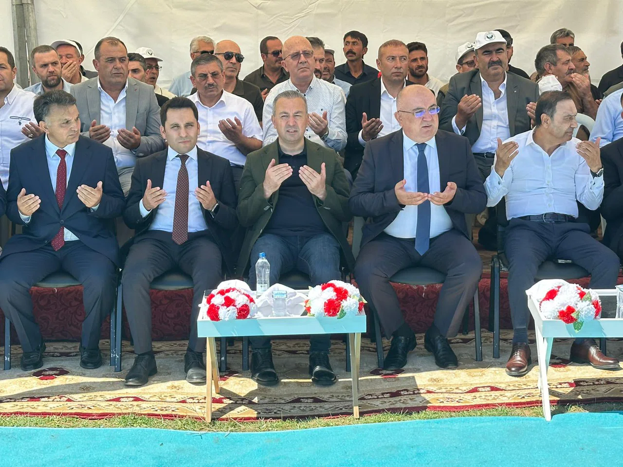 Adem Uzun Yıldızeli’nde güreş coşkusuna ortak oldu