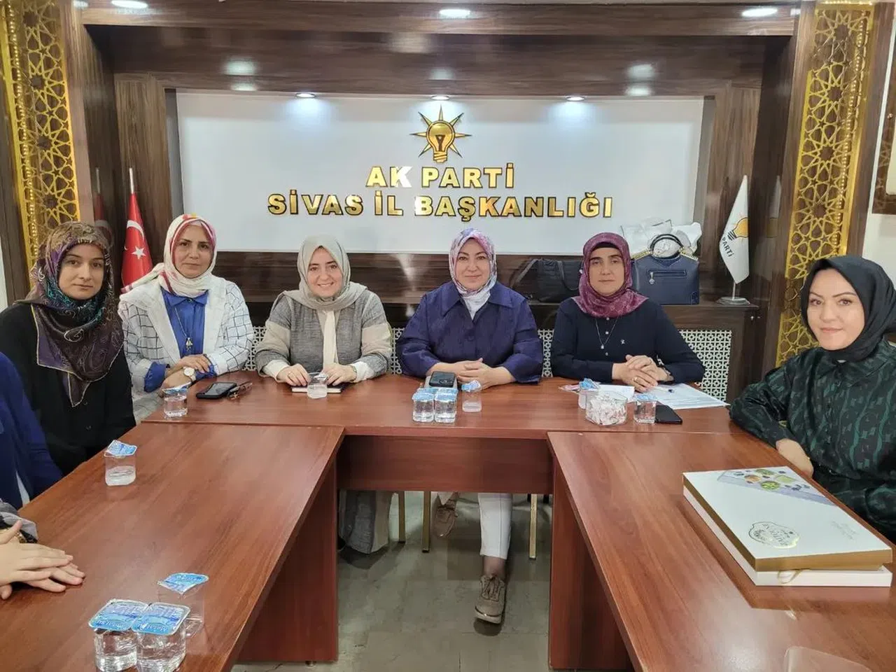 AK Parti Sivas’ta kadın kolları toplantısı gerçekleştirildi