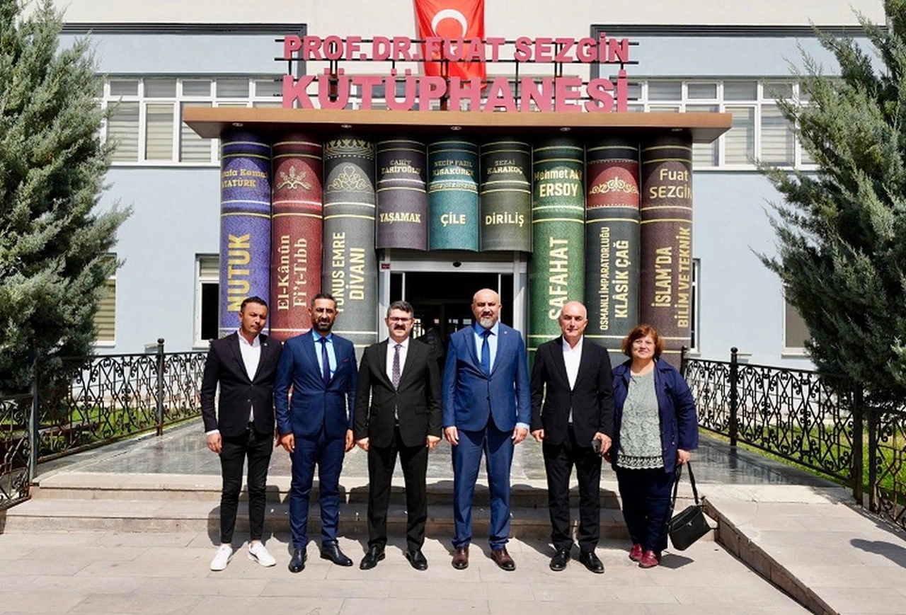 Sivas CÜ'de Türk Tarih Kurumu Yüzüncü Yıl Kitaplığı