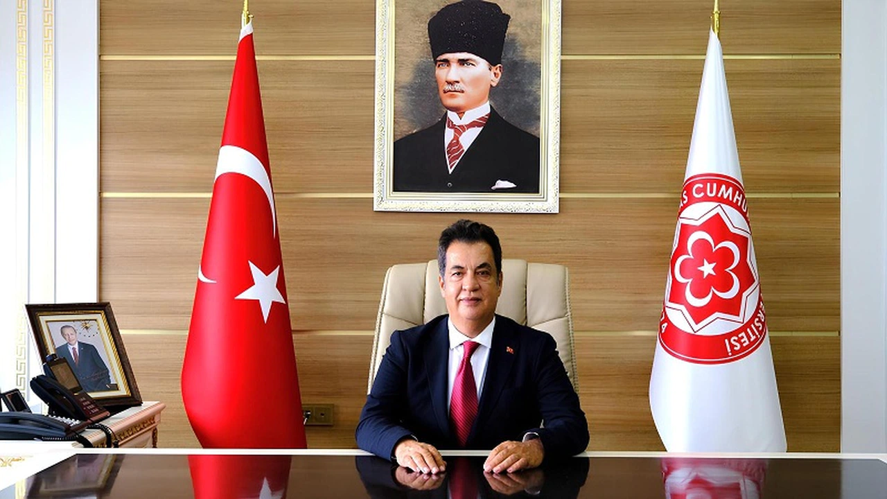 Sivas Cumhuriyet Üniversitesi öğrencileriyle buluştu