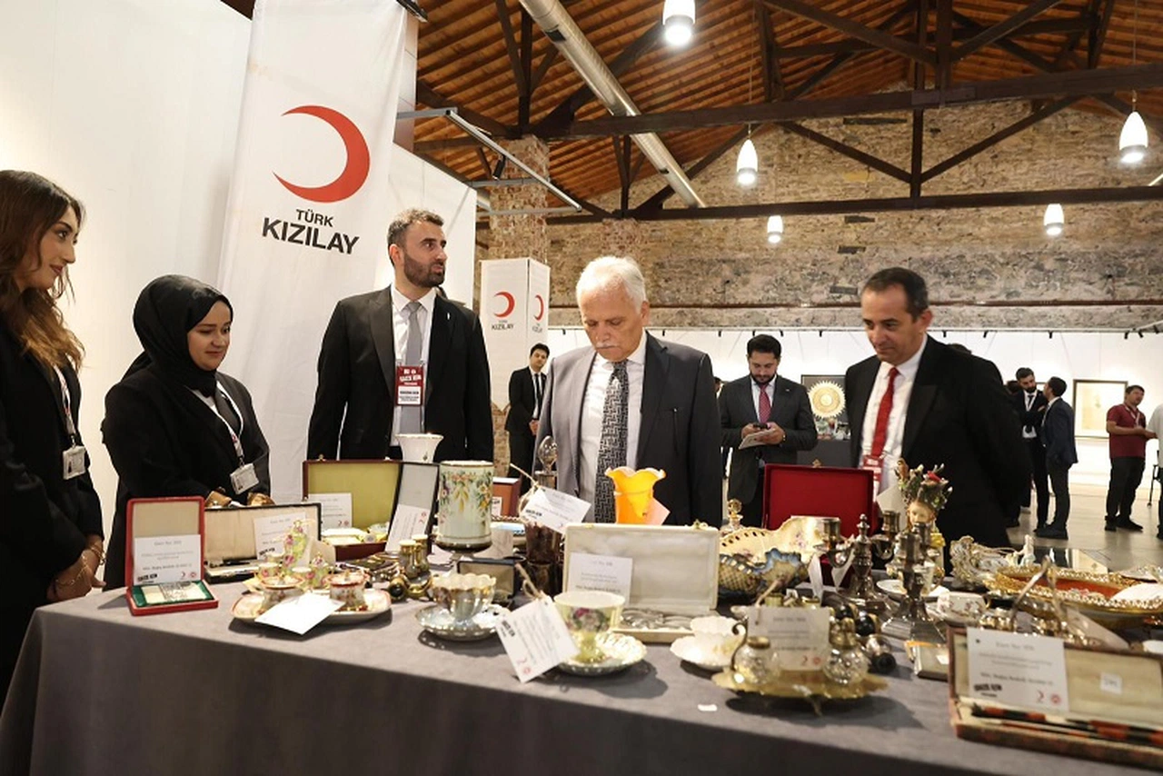 Mustafa Sarılar Gazze için sergi açtı