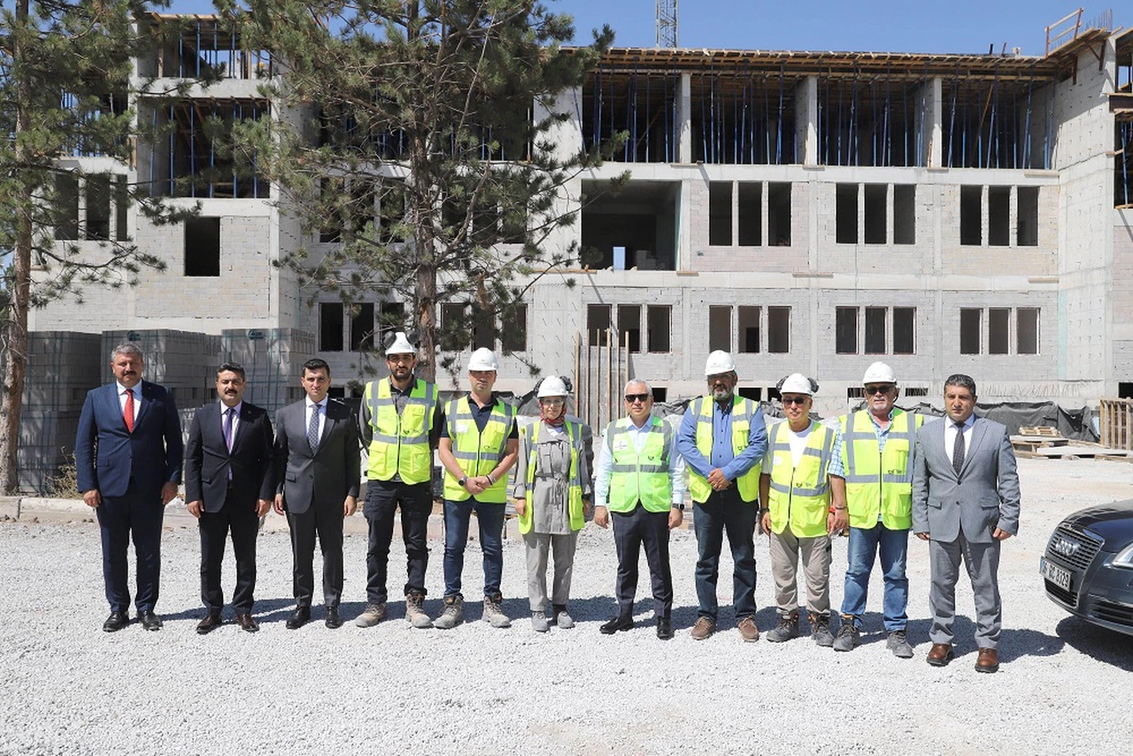 Sivas'ta eğitim inşaatına TANAP dokunuş