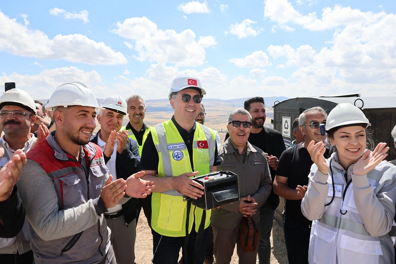 Sivas'ta 25 yıl sonra nihayet patlatıldı!...