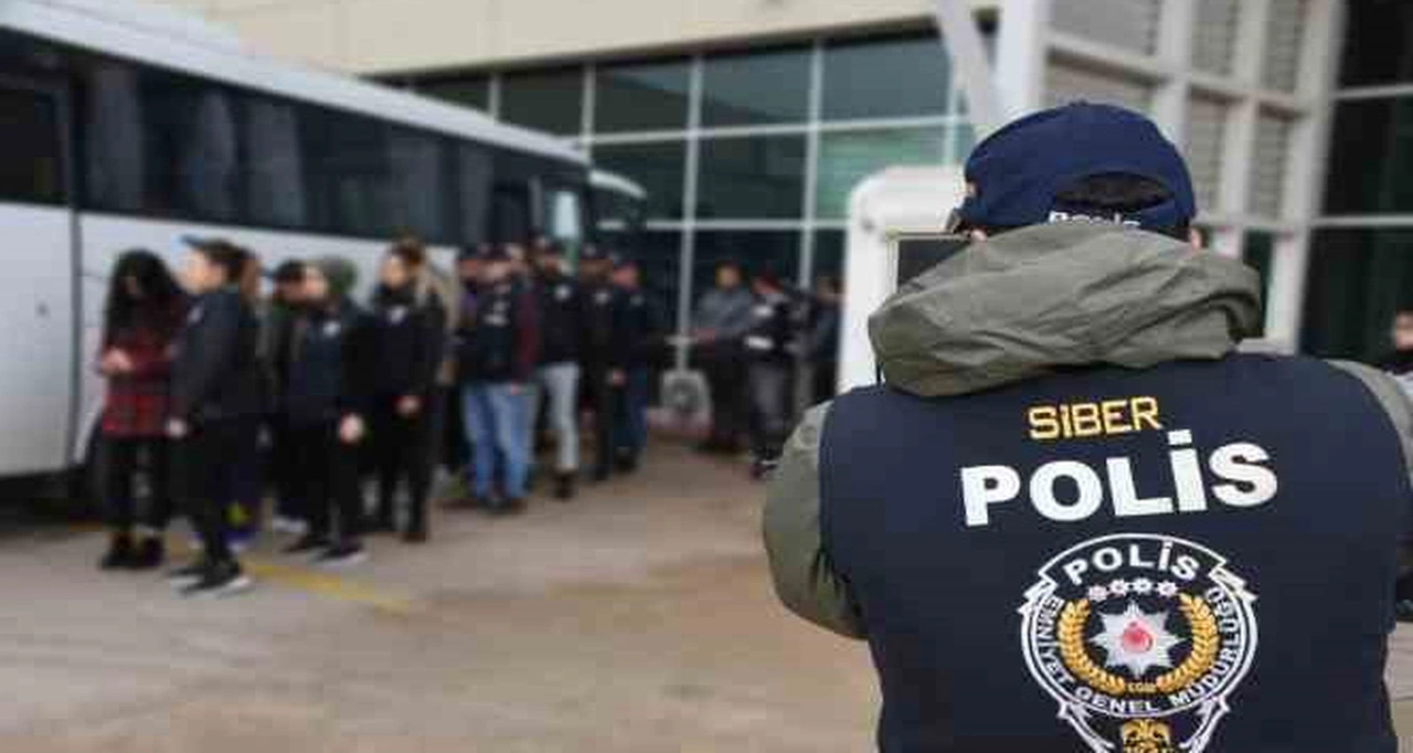 Sivas ve 22 ilde SİBER operasyon...