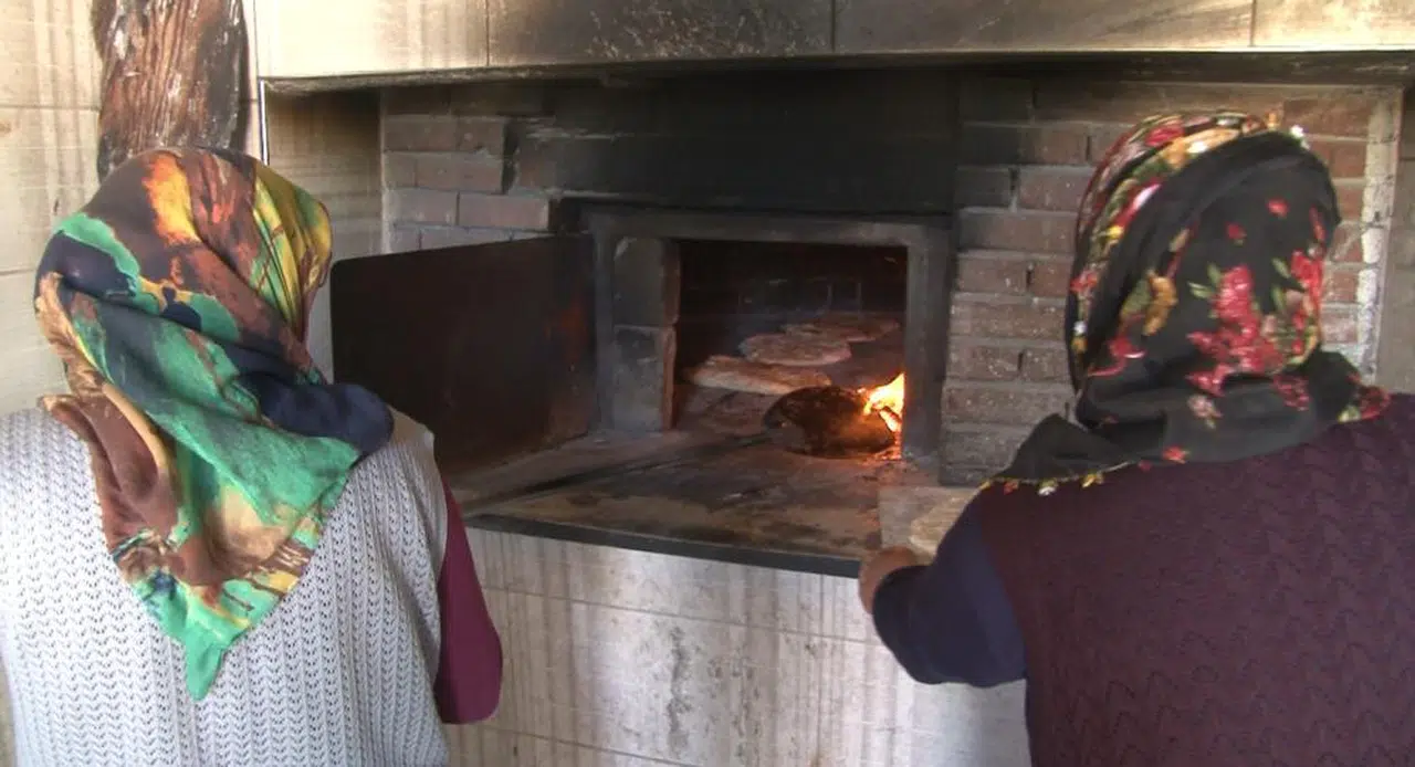 Yüzyıllardır Değişmeyen Bir Sofra Paylaşımı