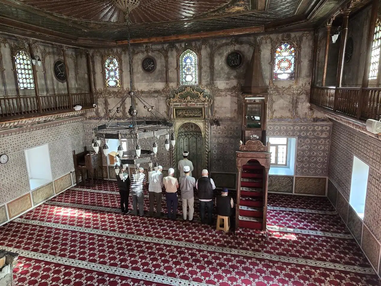 Ziyaret edenler o camiye hayran kalıyor