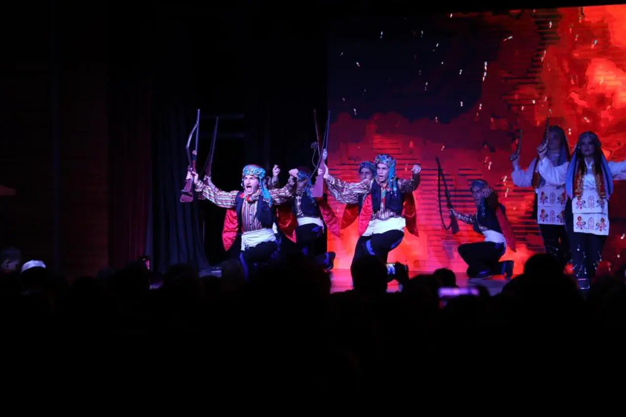 İnegöl’de Sivas Tarihi Sahneye Taşındı