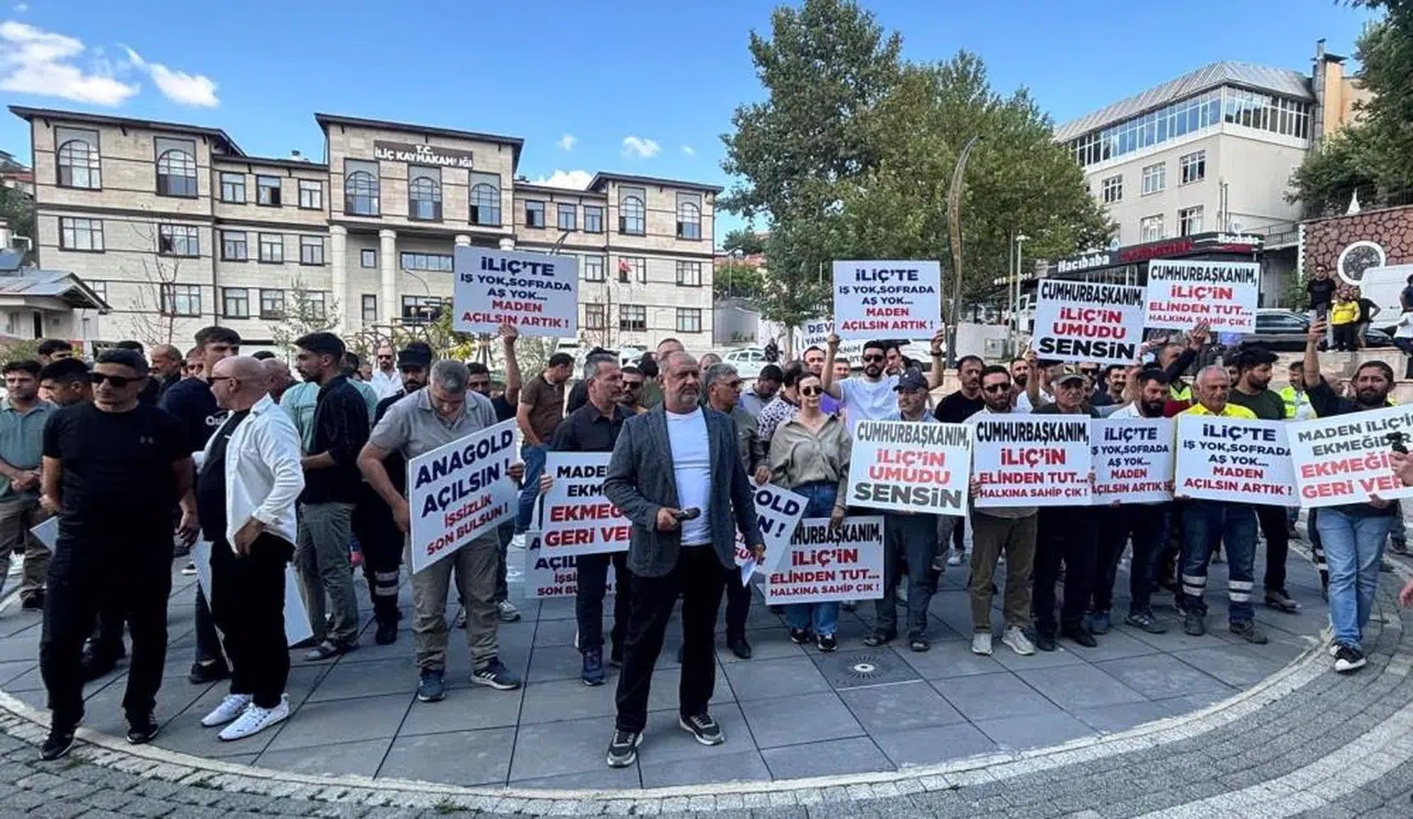 Herşeye rağmen ekmek kapılarının açılmasını istediler...