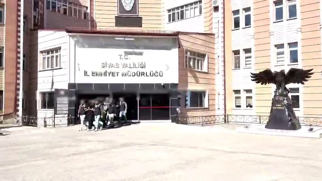 Sivas merkezli operasyonda 1 milyonluk dolandırıcılık