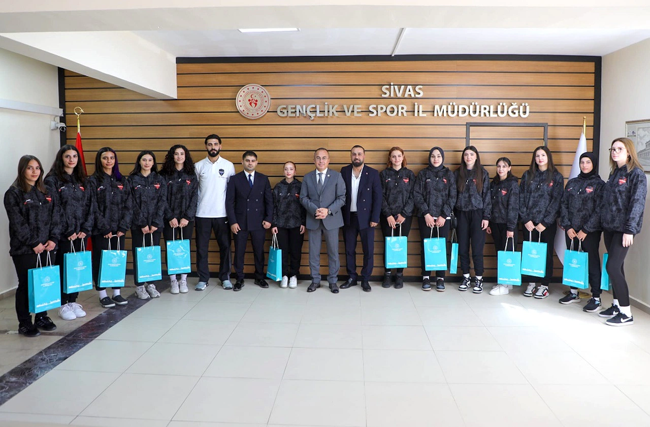 Sivas'ta sponsorlukla spora destek sağlandı