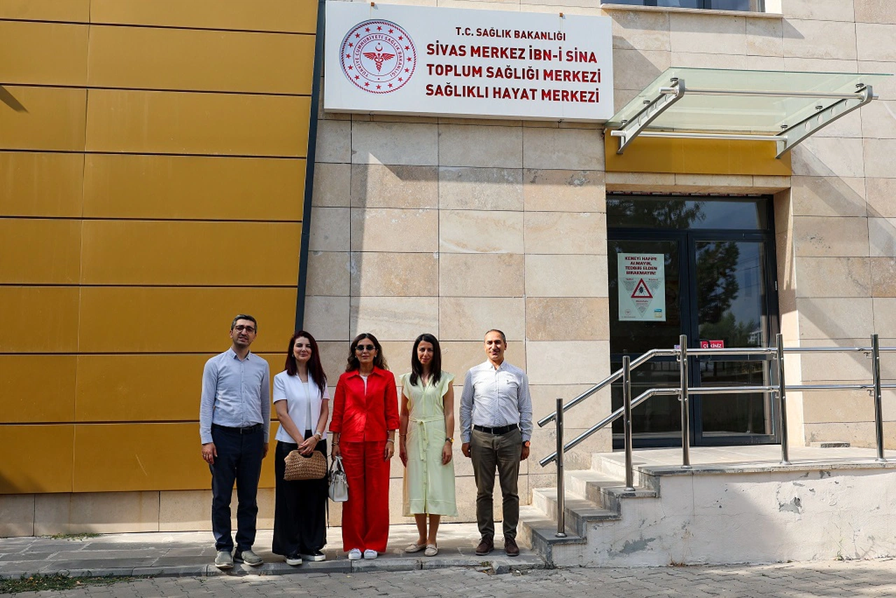 Sivas Valiliği'nden sağlıklı yaşama davet...