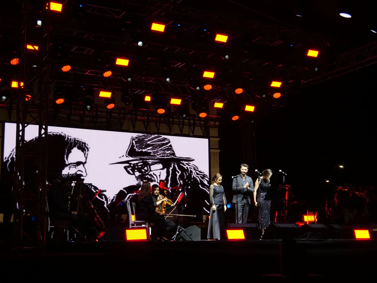Sivas’ta Cem Karaca ve Barış Manço şarkılarıyla dolu gece