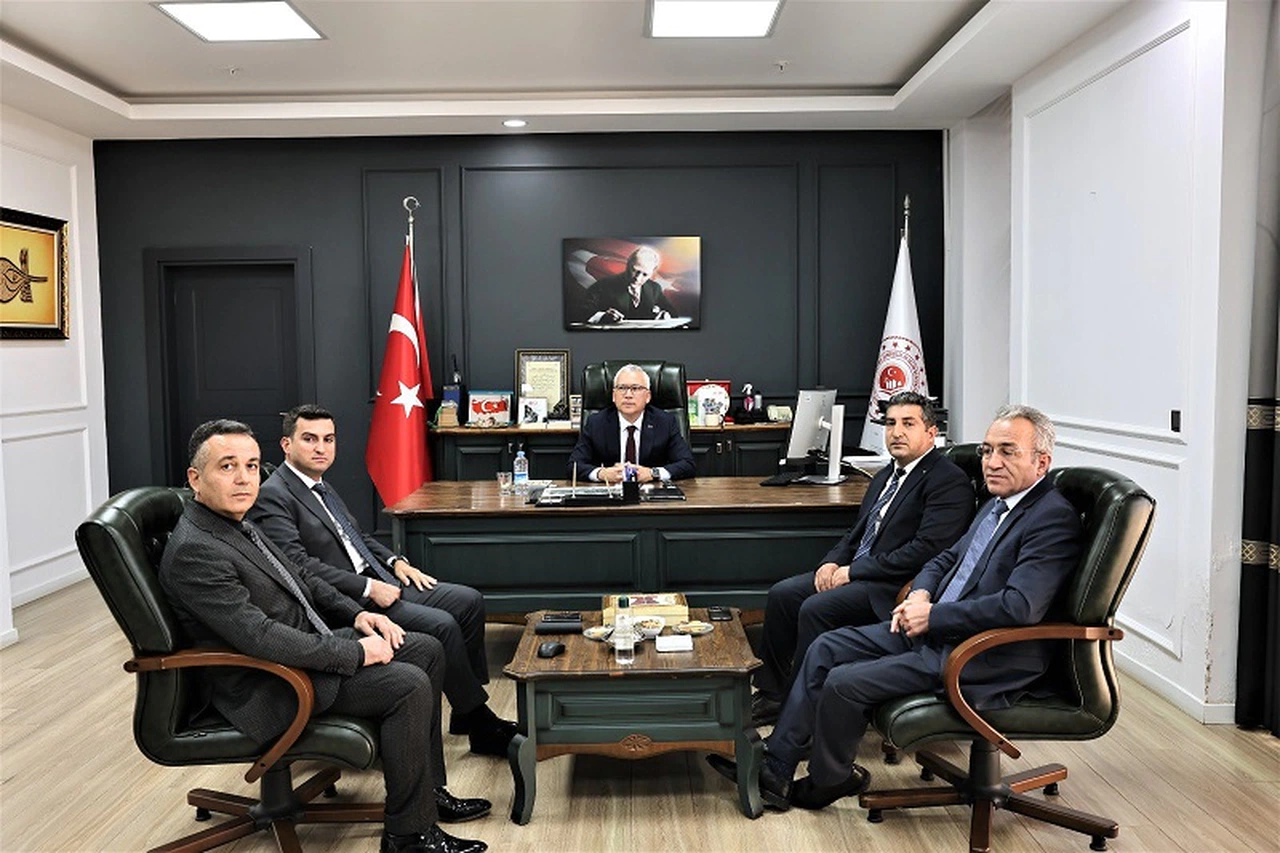 Vali Şimşek'ten o müdürlüğe ziyaret