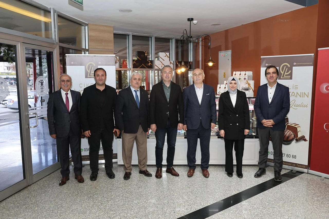 Sivas'ta o üretim okuluna Başkan Uzun'dan ziyaret