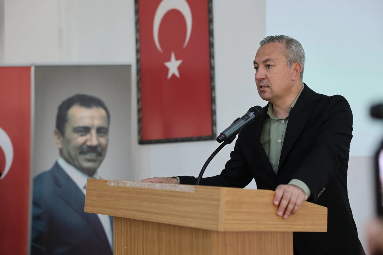 Sivas'ta Başkan Uzun siyasette dijital dönüşüme dikkat çekti