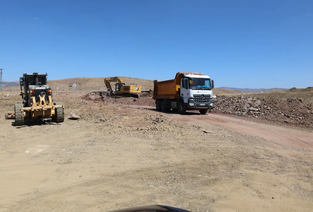 Sivas’ta yol güvenliğini artıracak yeni proje başladı