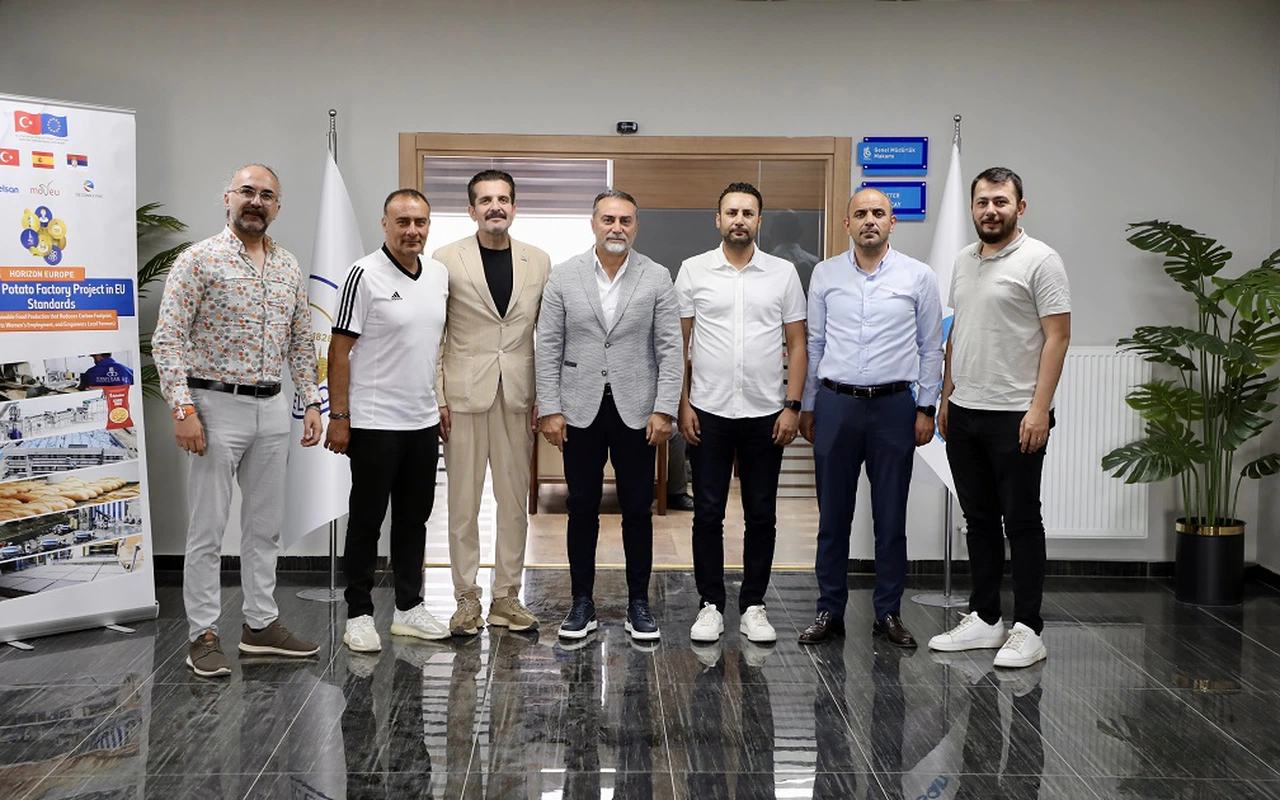 Sivas Belediyespor Yönetiminden Özbelsan A.Ş.’ye ziyaret